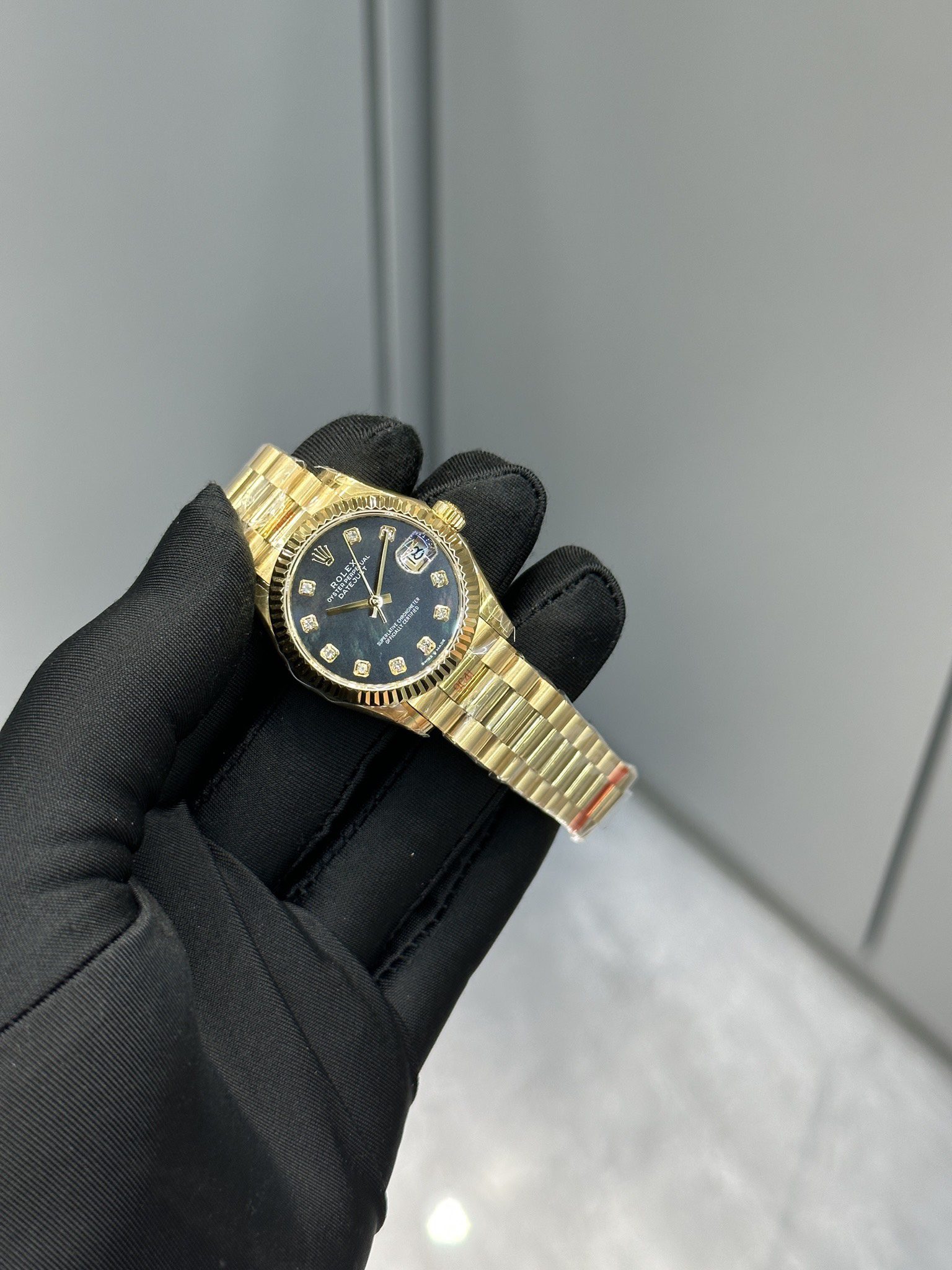 1-240.jpg